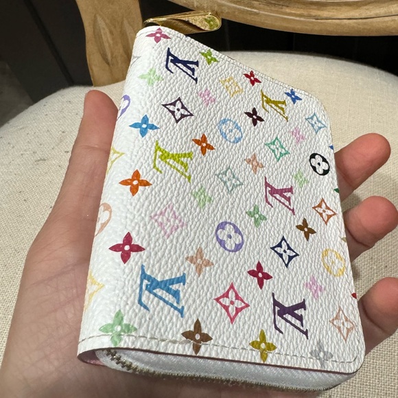 LOUIS VUITTON Murakami Monogram Multicolor Coin/Card Case - Picture 5 of 11